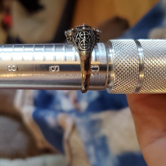 Pretty Sterling Silver Flower Ring - Picture 3 of 4